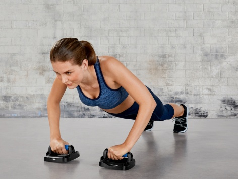 Set fasce elastiche, corda per saltare, maniglie per flessioni o Balance Board