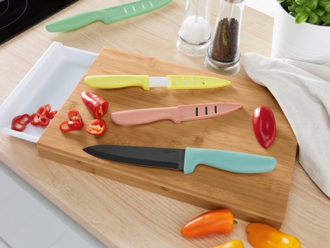 Coltello con lama in ceramica