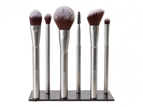Set pennelli magnetici per il trucco