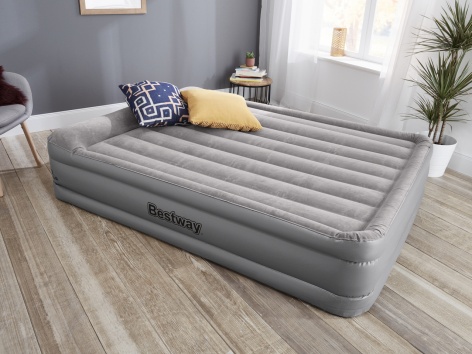 Letto gonfiabile  con pompa integrata