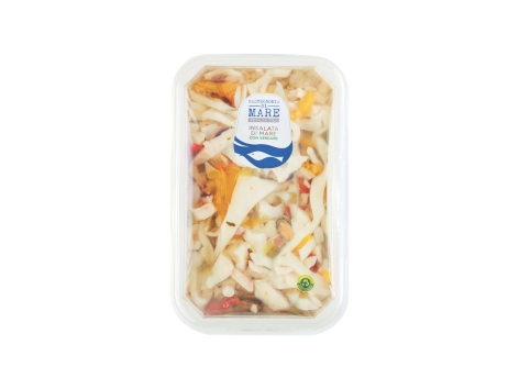 Insalata di mare con verdure
