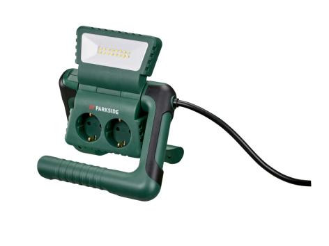 Lampada LED da lavoro con prese