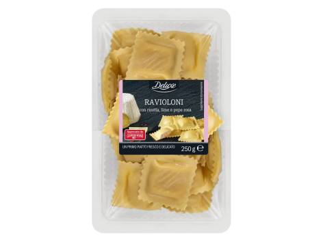 Ravioloni con ricotta, lime e pepe rosa